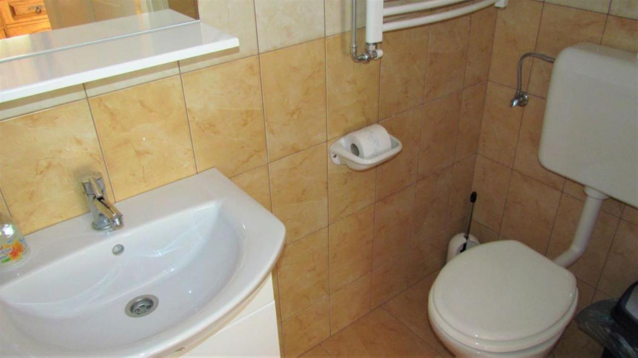Horvath Apartmanhaz Orosháza Zewnętrze zdjęcie